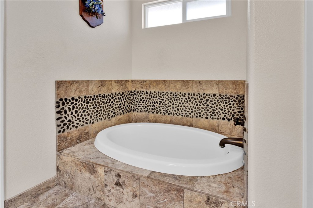 12355 Griffin Property Photo 12