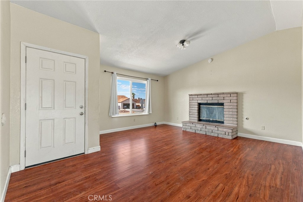 1152 Borrego Property Photo 3