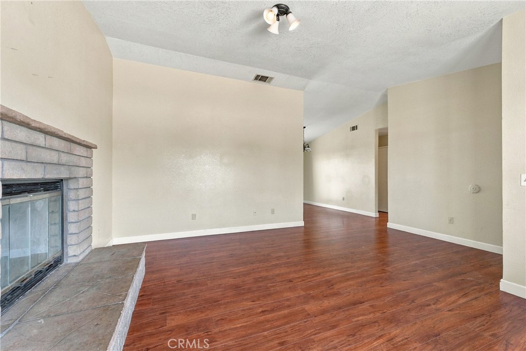 1152 Borrego Property Photo 5