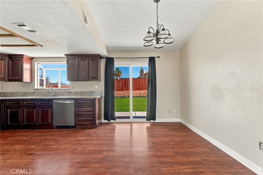 1152 Borrego Property Photo 7