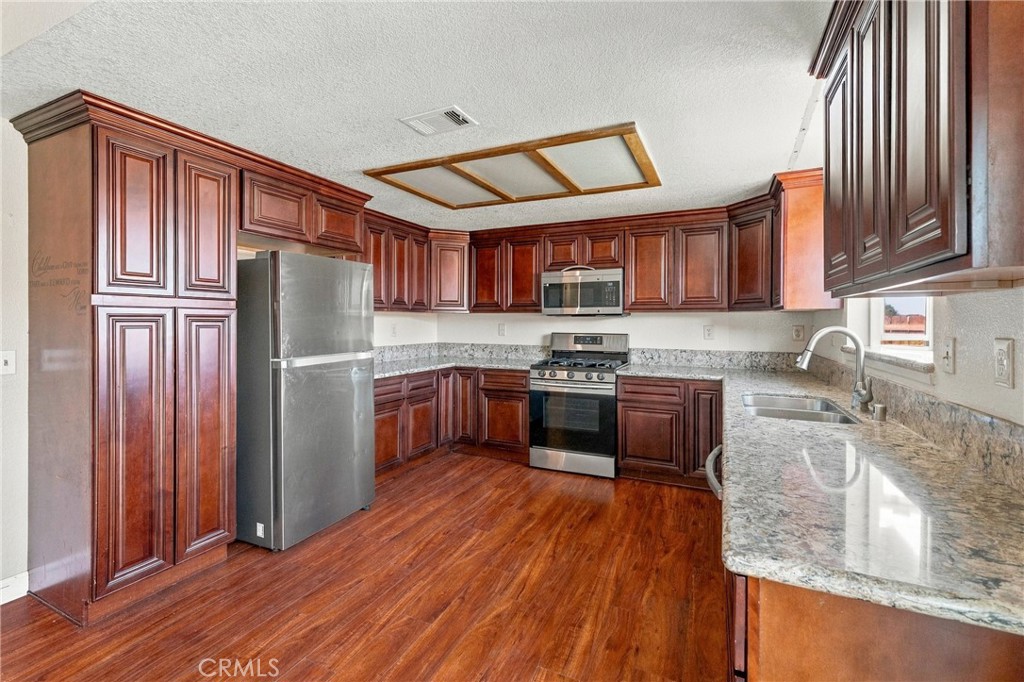 1152 Borrego Property Photo 10