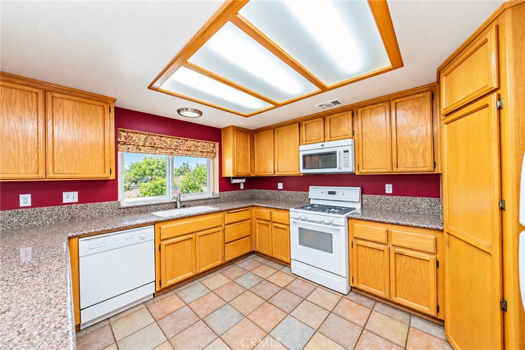 9030 Verbena Road Property Photo 15