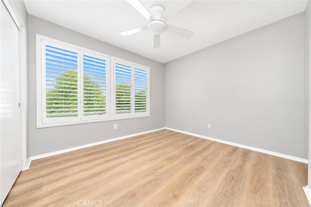 16213 Lake Shore Property Photo 33