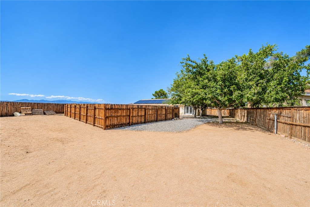 16213 Lake Shore Property Photo 39