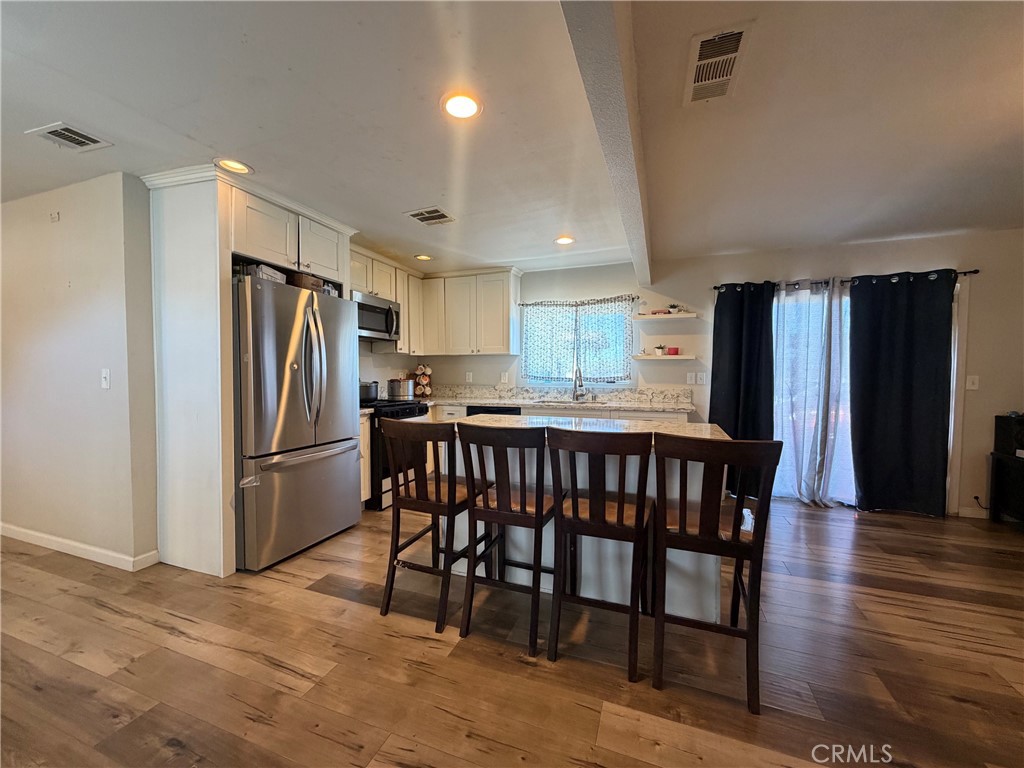 15166 Dos Palmas Property Photo 14