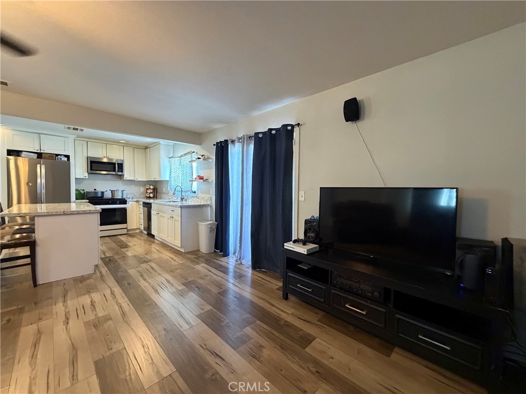 15166 Dos Palmas Property Photo 15