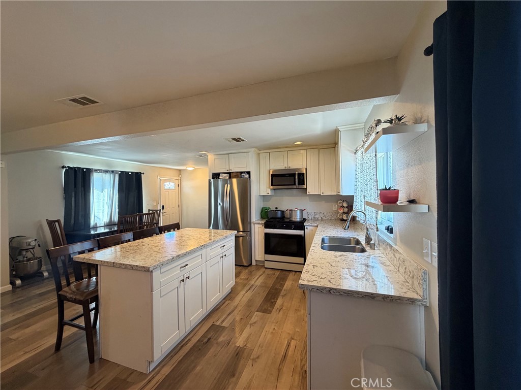 15166 Dos Palmas Property Photo 16