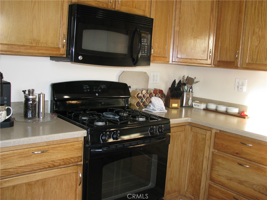 24290 Joshua Avenue Property Photo 6
