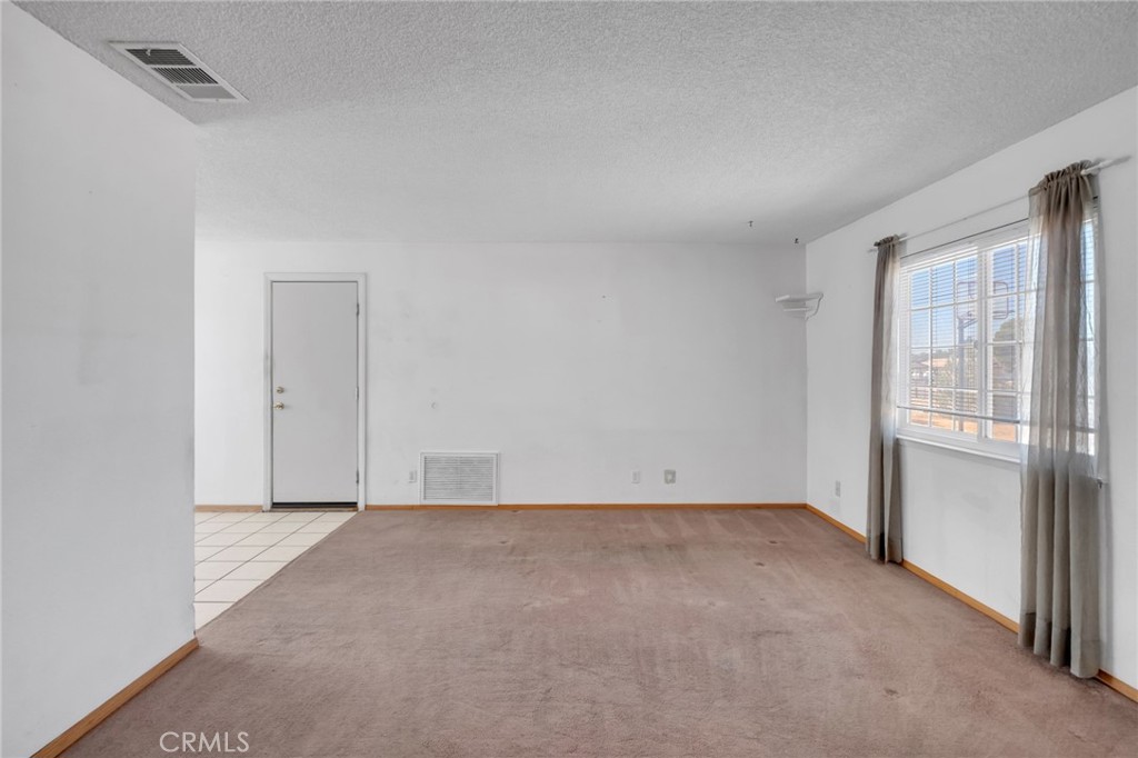 20993 Geronimo Road Property Photo 9