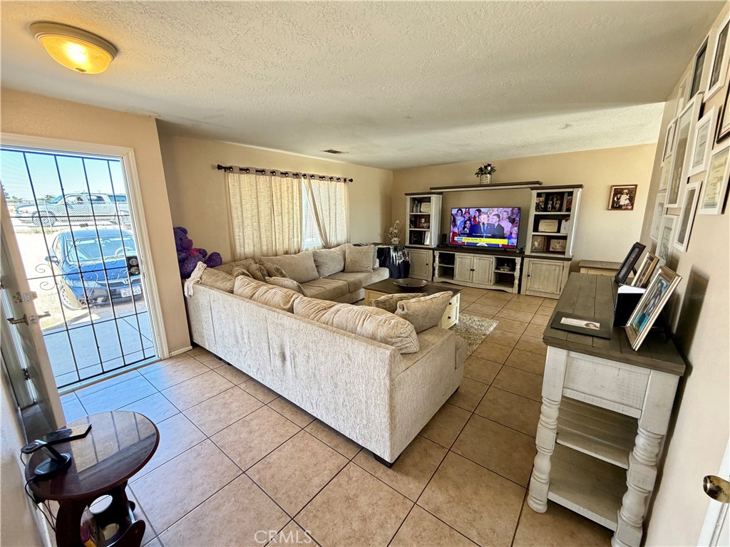 10885 9th Avenue Property Photo 4