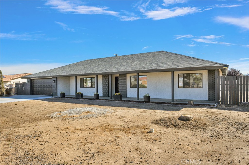 13839 Rincon Property Photo 3