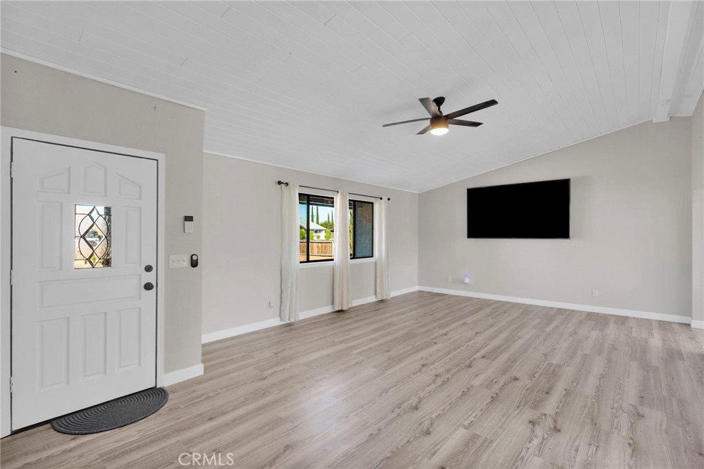 13839 Rincon Property Photo 7