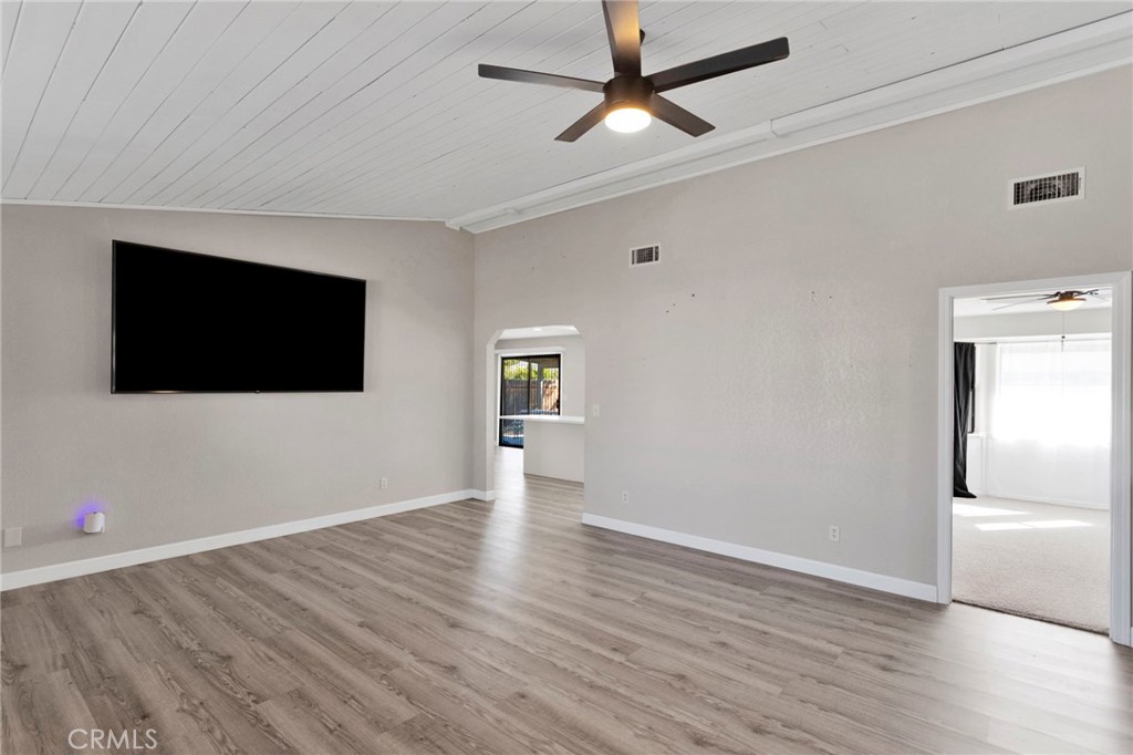 13839 Rincon Property Photo 8