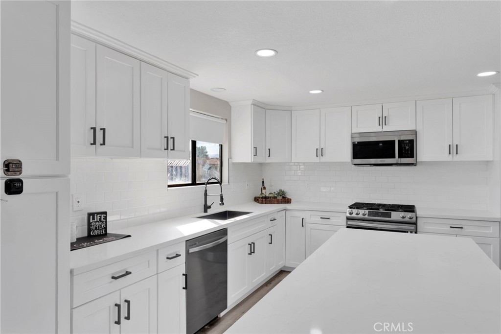 13839 Rincon Property Photo 17