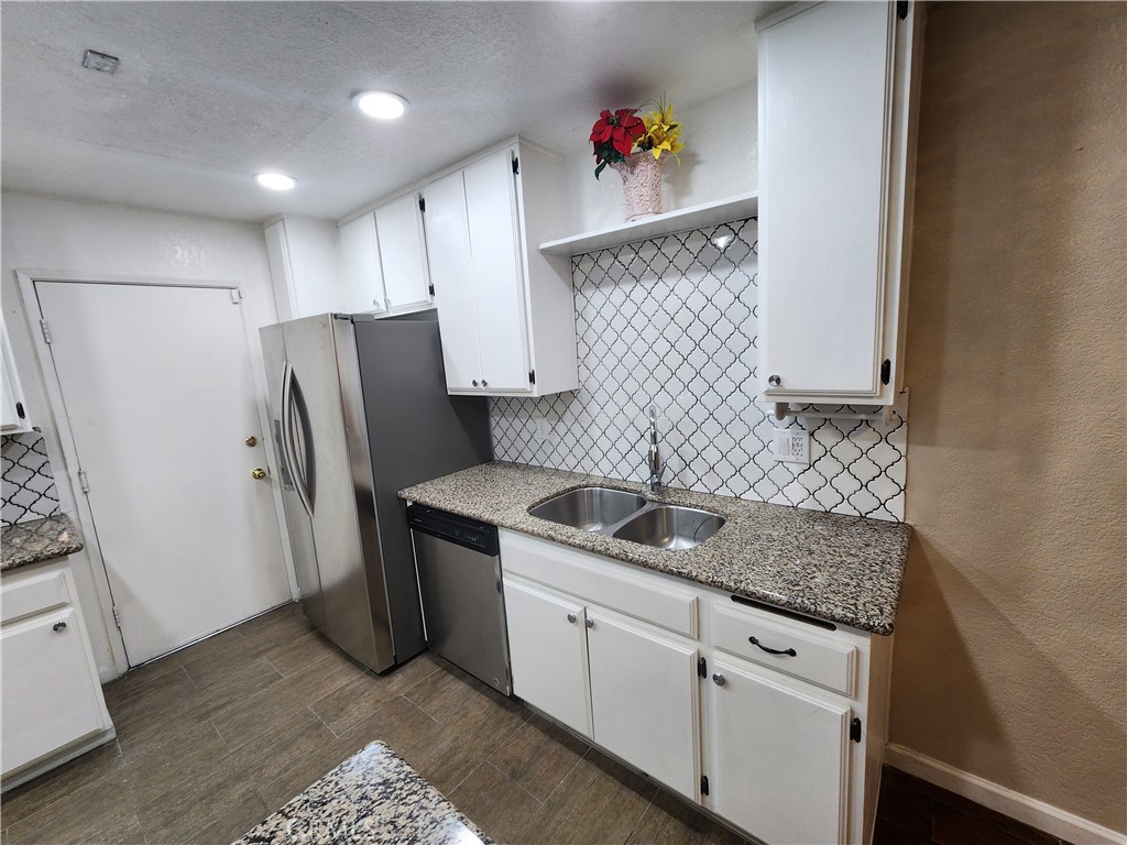 12234 Jasmine Court Property Photo 25