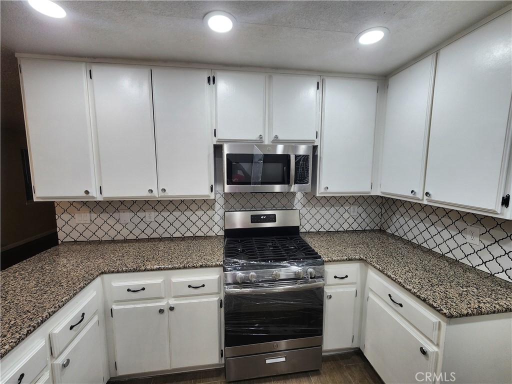 12234 Jasmine Court Property Photo 29