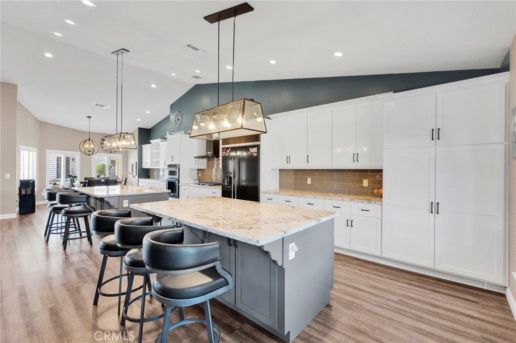 6980 Oak View Court Property Photo 12