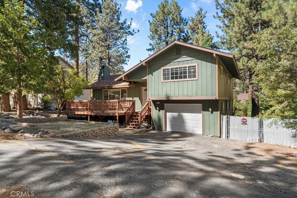 570 Lark Property Photo 7
