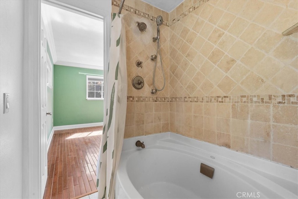 570 Lark Property Photo 22