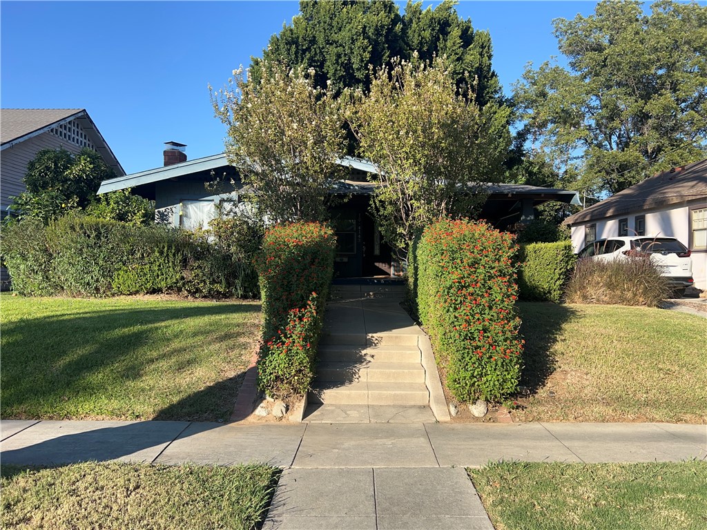 4143 Alta Vista Property Photo 1