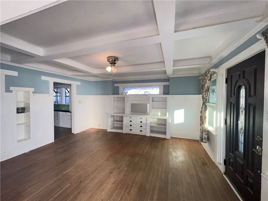 4143 Alta Vista Property Photo 5