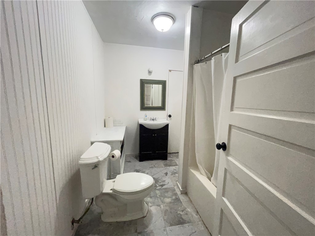 4143 Alta Vista Property Photo 15