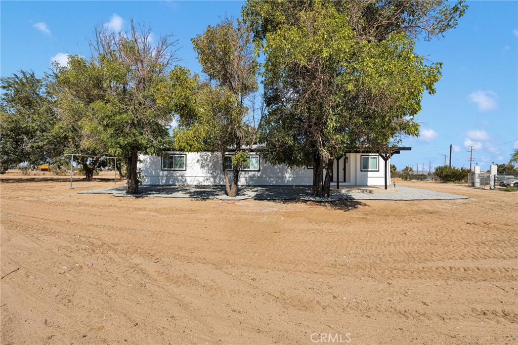 12532 Johnson Road Property Photo 2