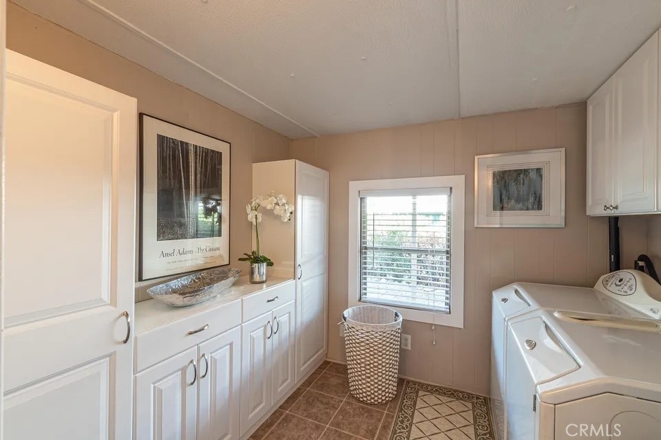 33250 Laura Property Photo 12