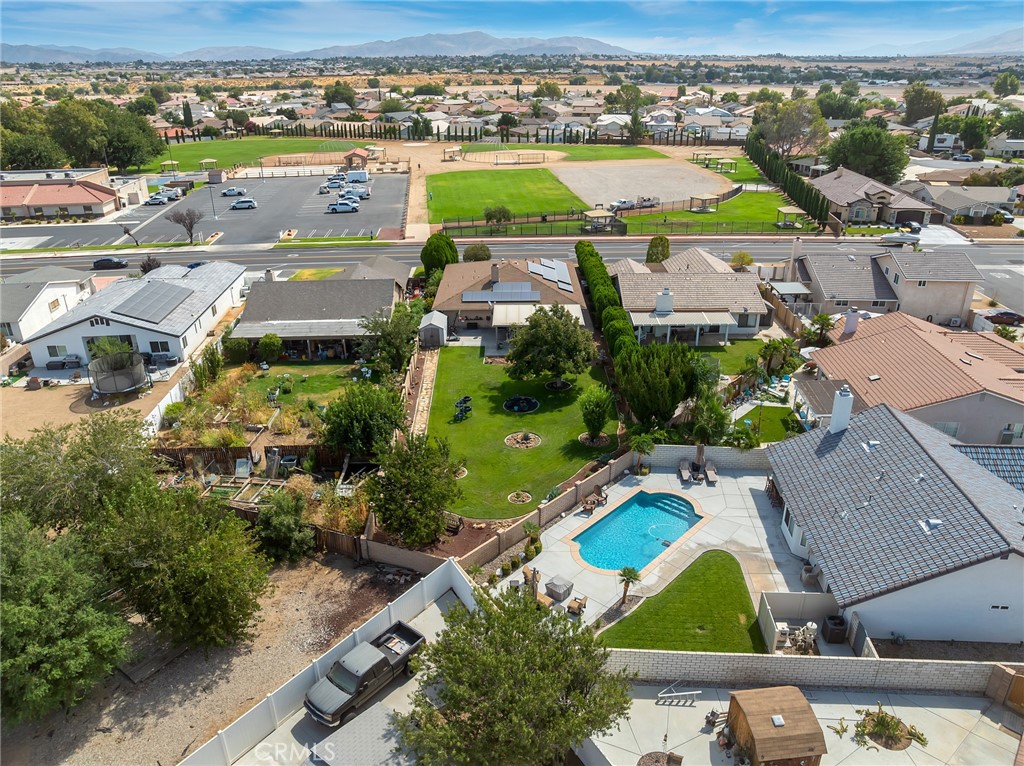 12950 Rolling Ridge Drive Property Photo 4