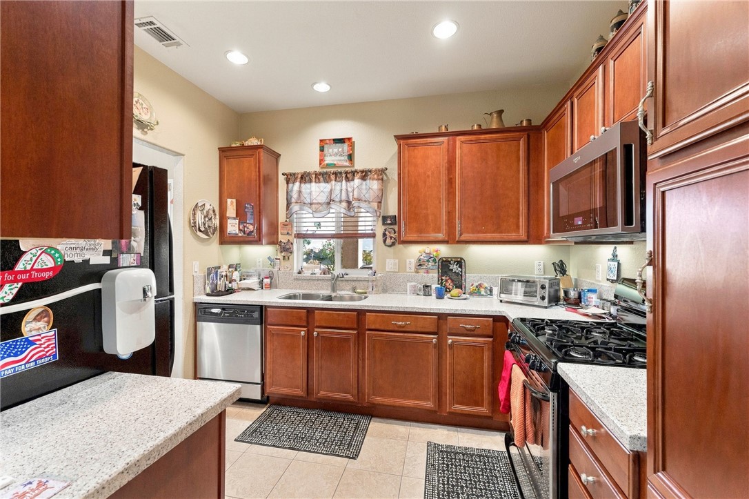 16711 Silica Property Photo 8