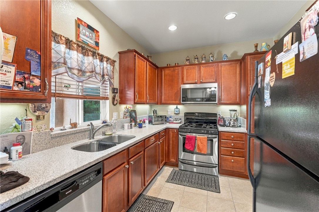 16711 Silica Property Photo 10