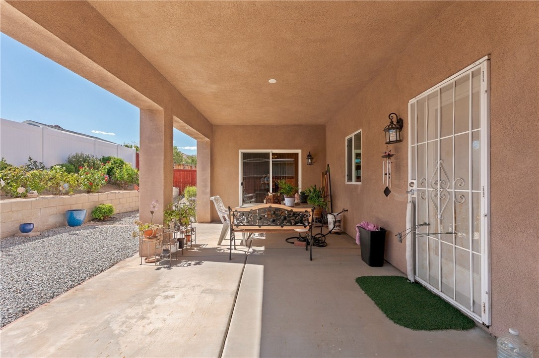 16711 Silica Property Photo 20