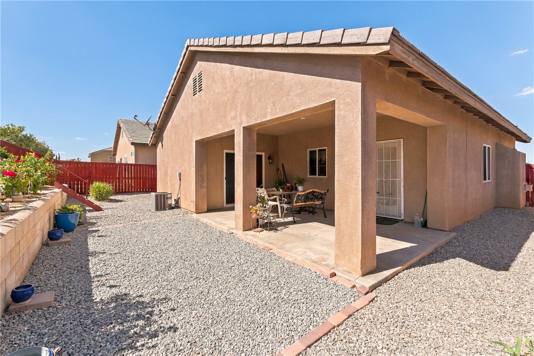 16711 Silica Property Photo 22