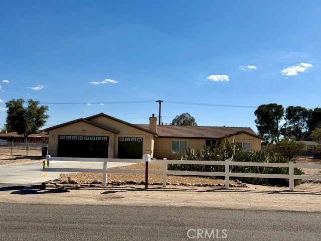 19617 Tomahawk Property Photo 1