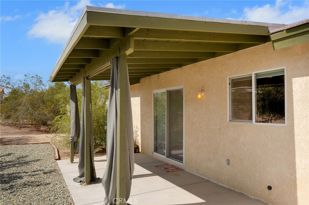 19617 Tomahawk Property Photo 37