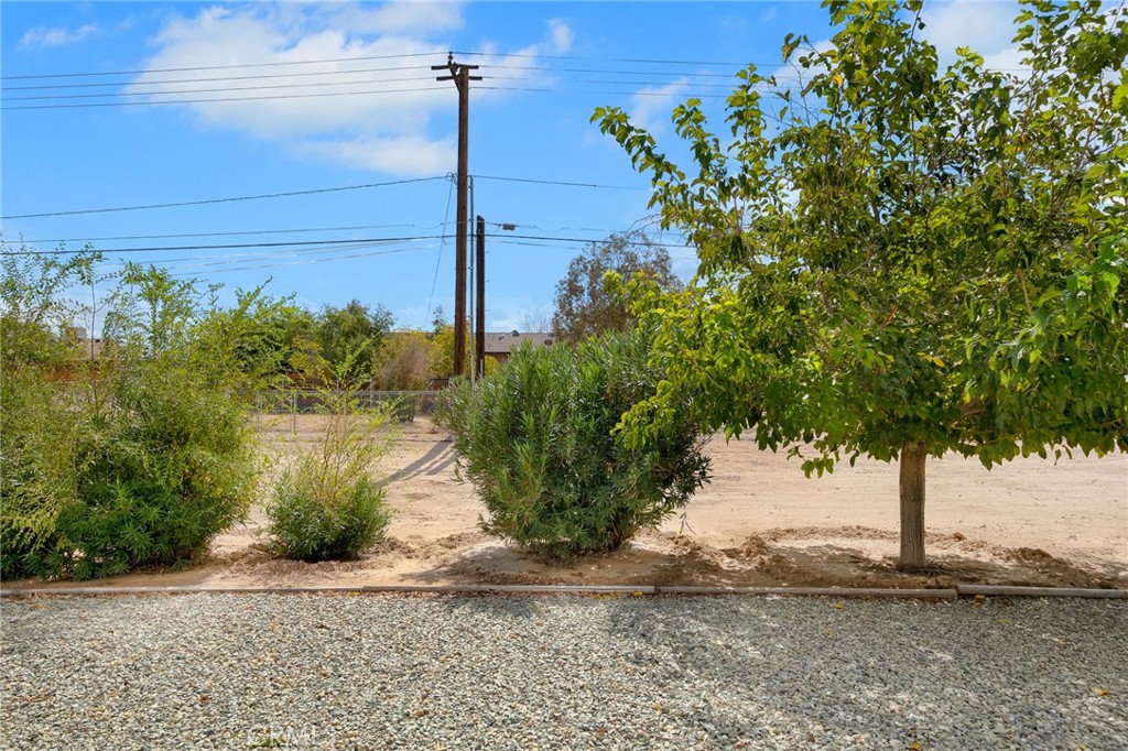 19617 Tomahawk Property Photo 38