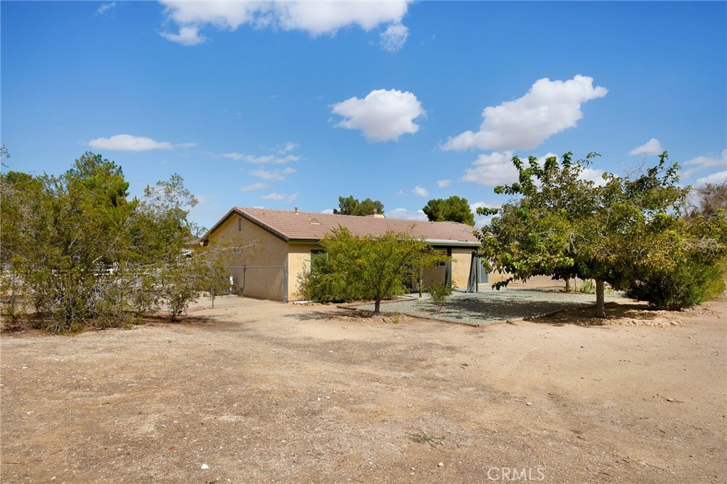 19617 Tomahawk Property Photo 42