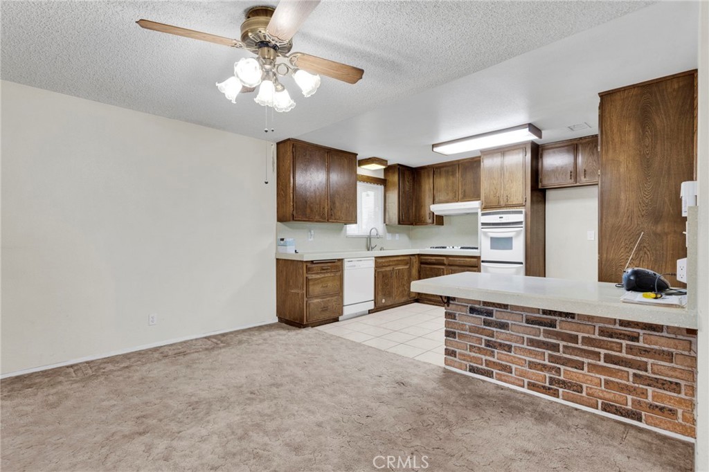 11919 11th Property Photo 12