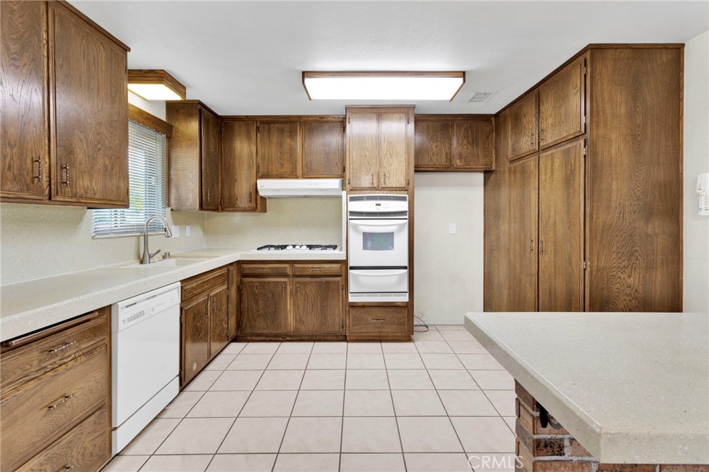 11919 11th Property Photo 17