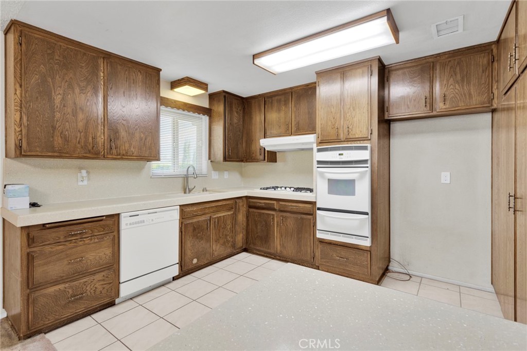 11919 11th Property Photo 18
