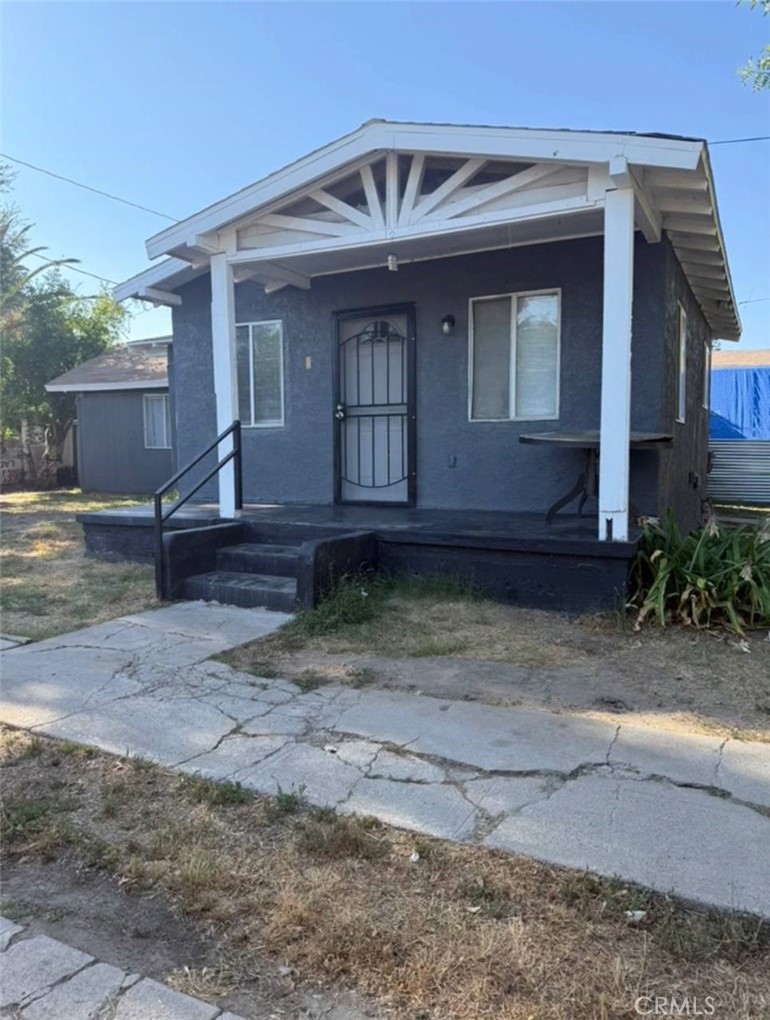 1264 Massachusetts Property Photo 1