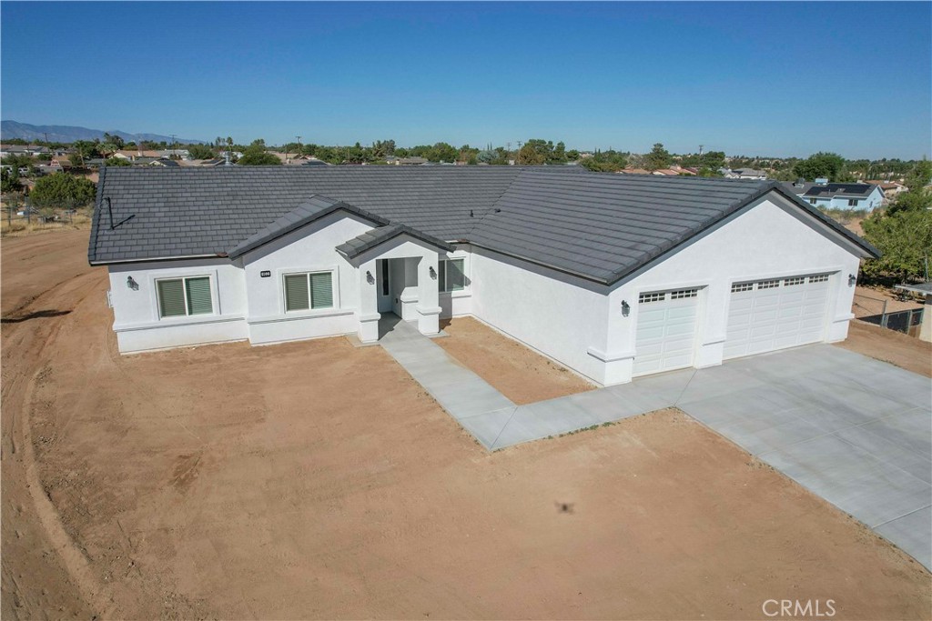 8106 Peach Avenue Property Photo 3