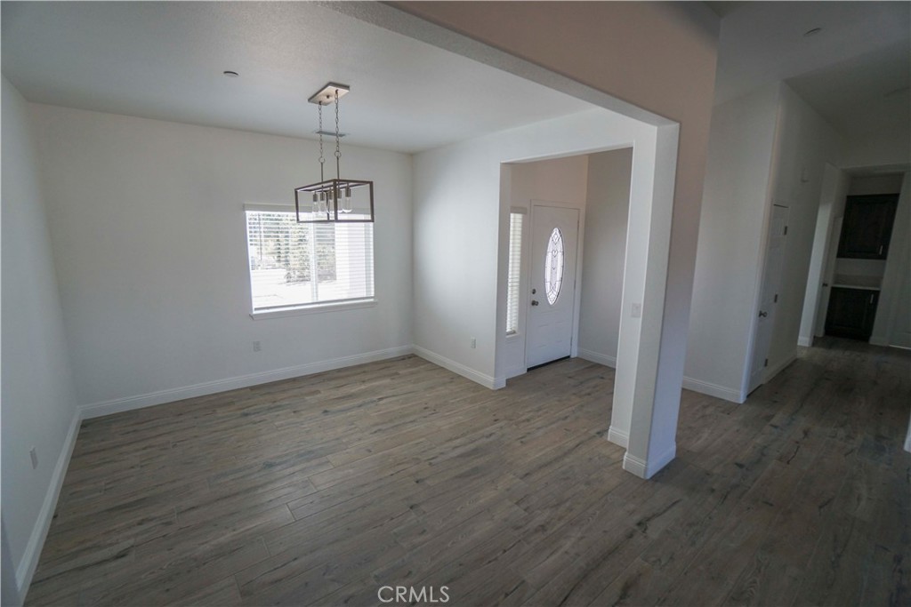 8106 Peach Avenue Property Photo 6