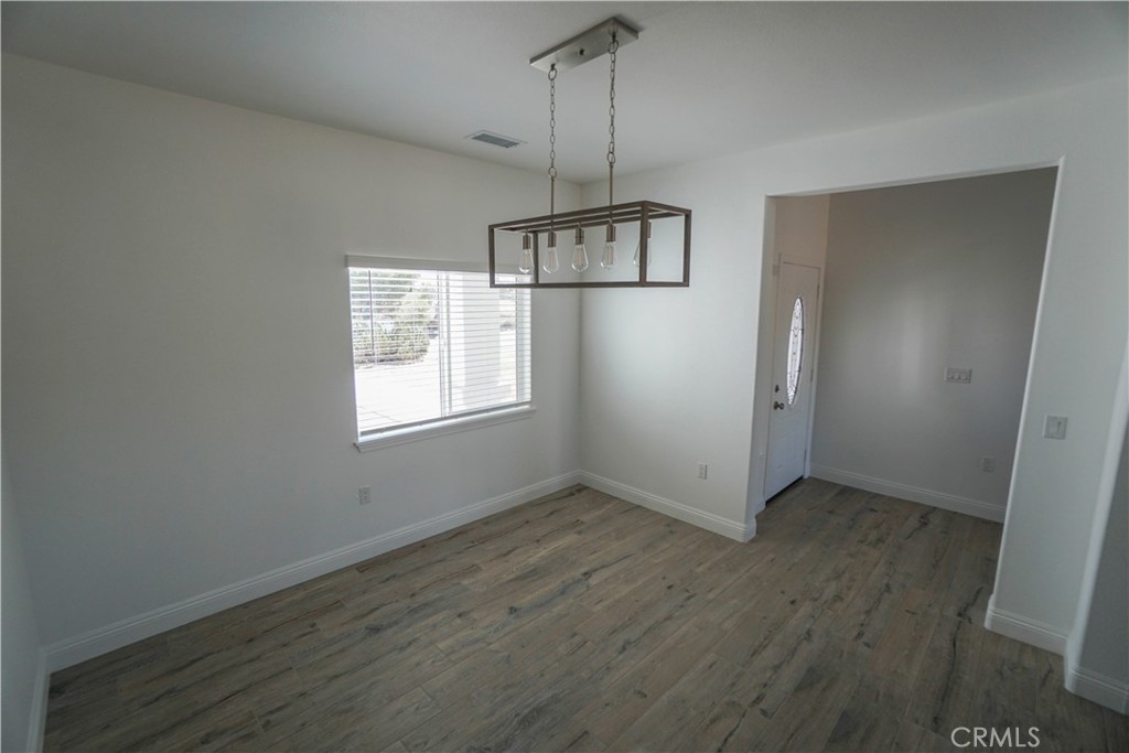 8106 Peach Avenue Property Photo 7