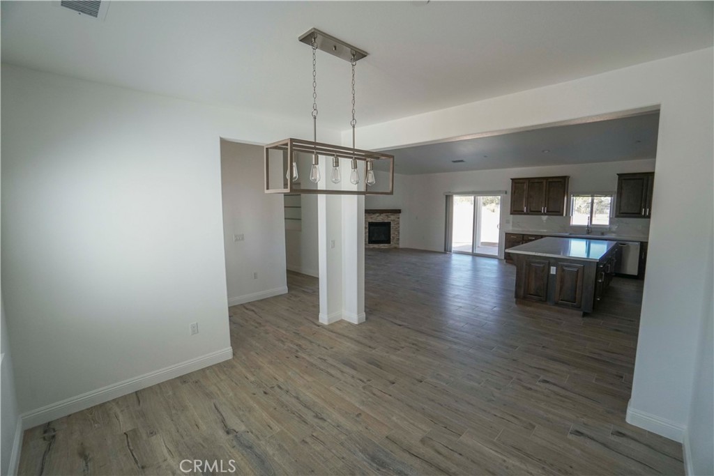 8106 Peach Avenue Property Photo 8