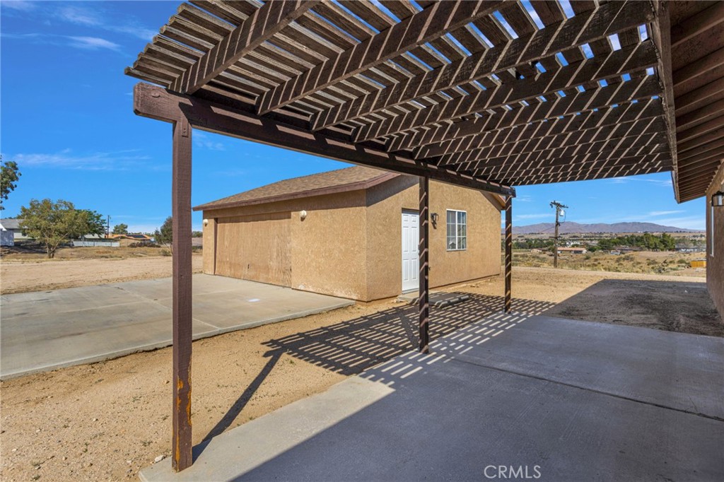 18738 Lemon Street Property Photo 21