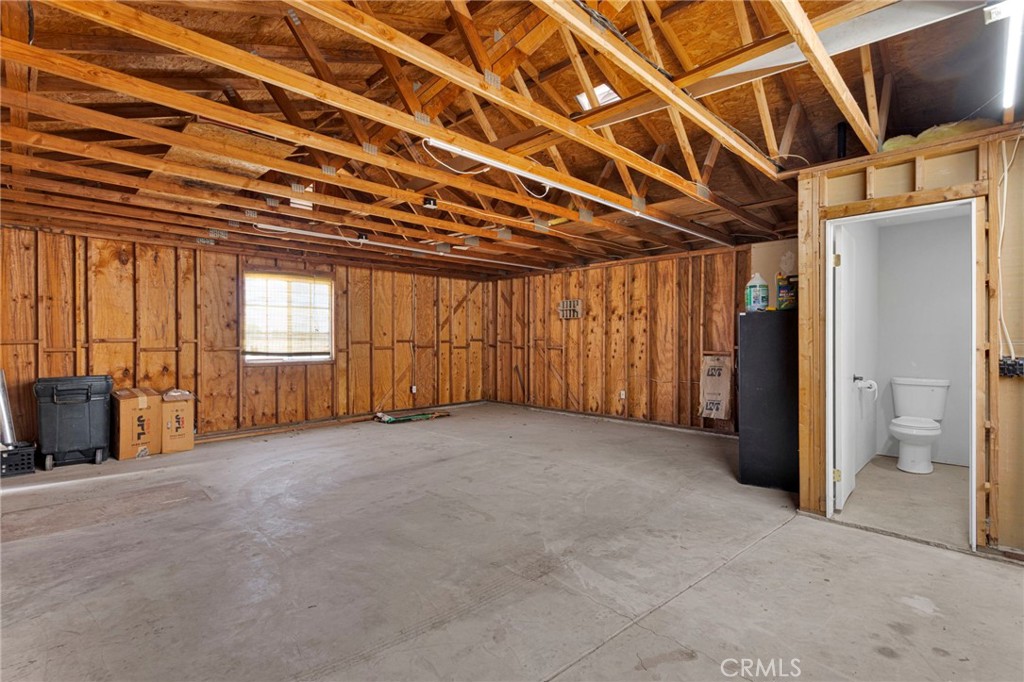 18738 Lemon Street Property Photo 23