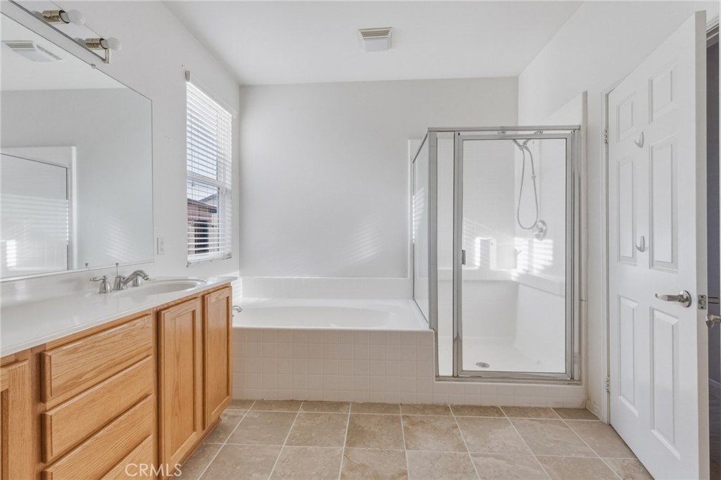 11748 Galewood Property Photo 12