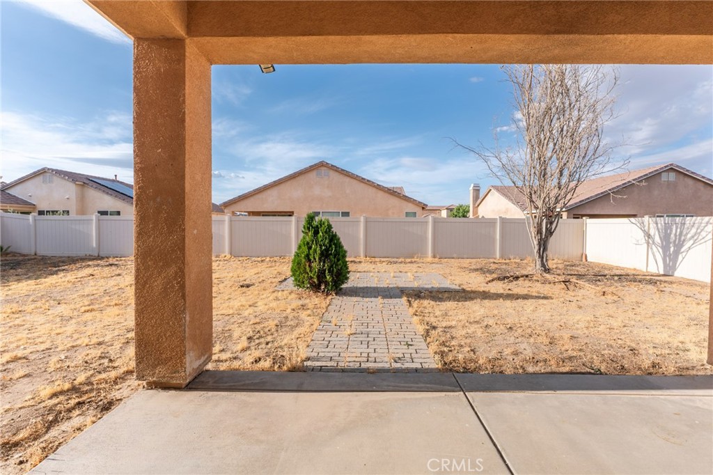 11748 Galewood Property Photo 19