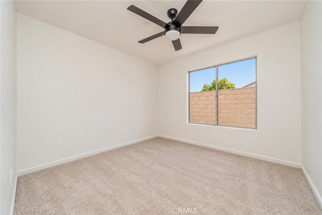 12415 5th Avenue Property Photo 13